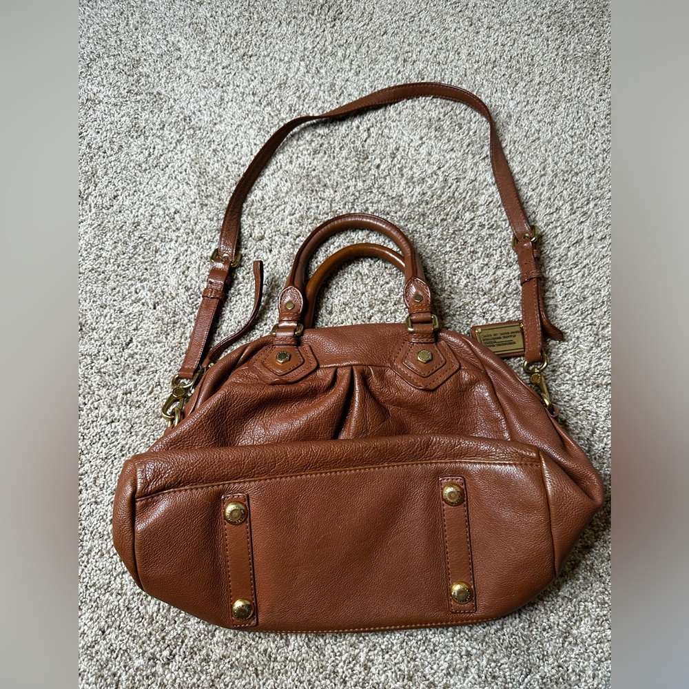 Marc by Marc Jacobs re-edition Groovee Two-way Leather Bag - Picture 2 of 10